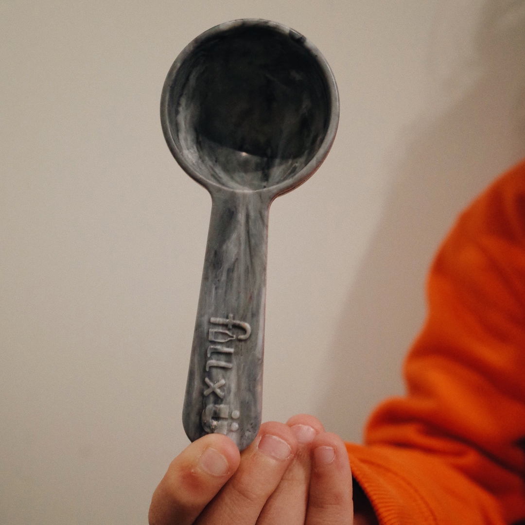 POWDER SCOOP